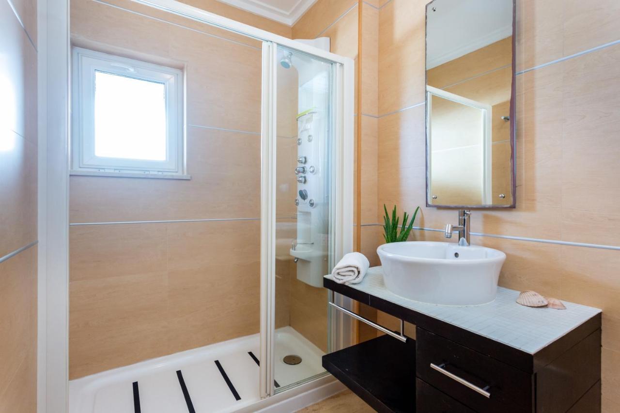 Mira Baia - Meia Praia Family Apartment Lagos Zewnętrze zdjęcie